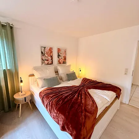 Modernes Apartment, Eigener Eingang, Parkplatz شقة سست