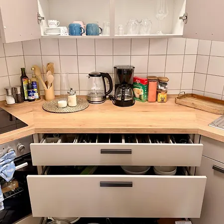 Modernes Apartment, Eigener Eingang, Parkplatz شقة *